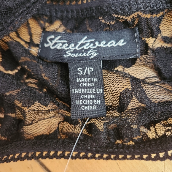 Black Lace Pullover Bralette, S - Picture 4 of 5